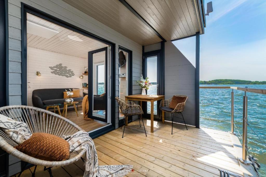 Hausboot Gluecksmomente Mit Dachterrasse In Schleswig Am Ostseefjord Schlei Extérieur photo
